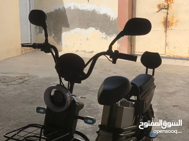 سكوتر استخدام قليل ( للبيع فقط الوصف مهم )