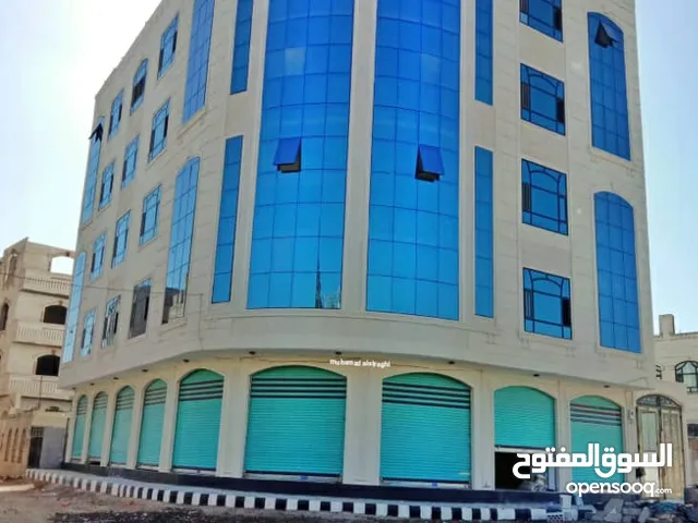 120 m2 4 Bedrooms Apartments for Sale in Sana'a Bayt Baws