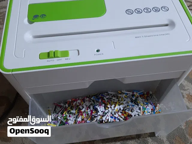 فرامة ورق صغيرة كومكس