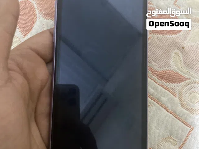 ايفون 11 العادي نضيف كلش ومابي شي محتاج واريد ابيع بيع مستعجل