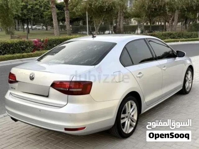 2016 فولكسفاغن جيتا GLI Standard