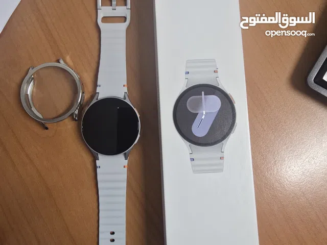 ساعة سامسونج جلاكس واتش 7  الساعه ال44m جديده ماكملت شهر بكل اغراضه