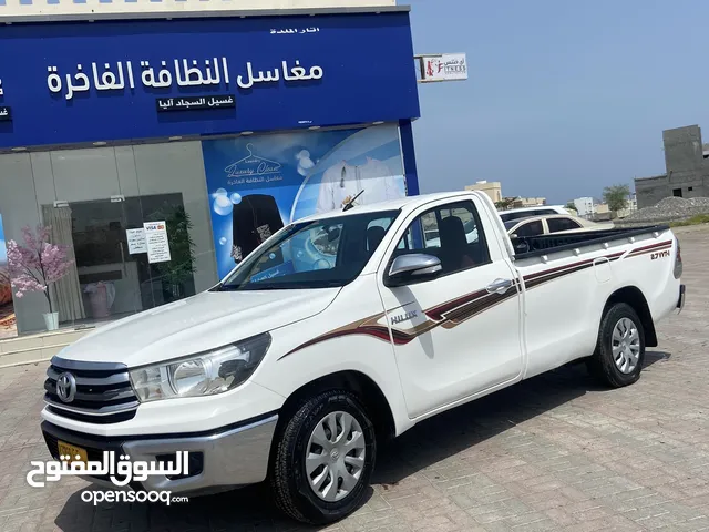 Used Toyota Hilux in Al Batinah