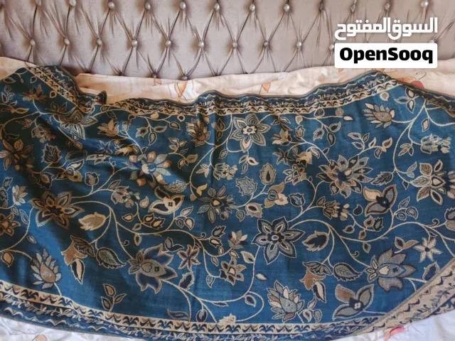 شال كبير بجنن للبيع