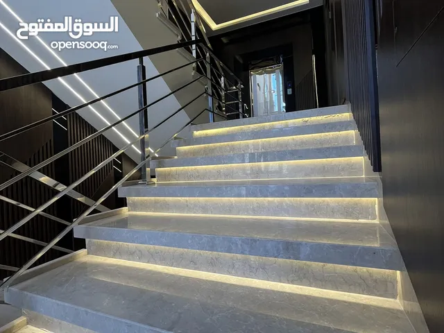 204 m2 3 Bedrooms Apartments for Sale in Amman Dahiet Al-Nakheel