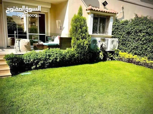 جاردن فيلا دوبلكس للبيع في تاج سيتي مساحه 205م مباني + جاردن 172م
