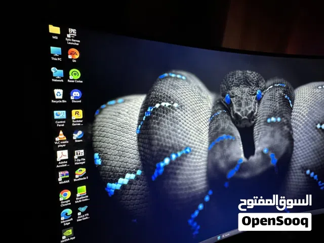 32" Lenovo monitors for sale  in Muscat