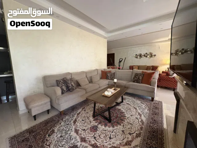 طقم كنب كورنر بحالة ممتازه للبيع