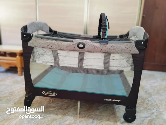 تخت بيبي بحالة وكالة جديد ونظييف