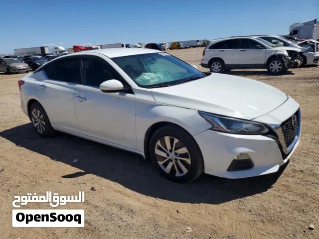 2019 نيسان التيما S