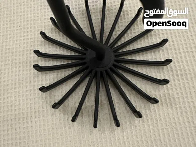 حامل الكرفتات يتسع ل 20 كرفته جديد غير مستخدم