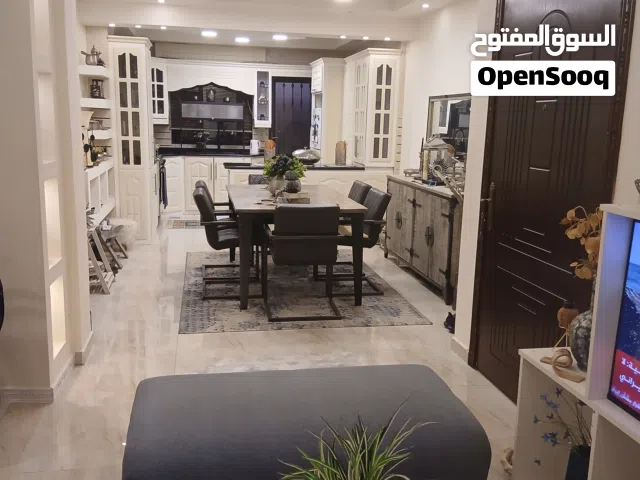 شقه للبيع شمال دوار الدره الحي الشرقي بسعر مناسب
