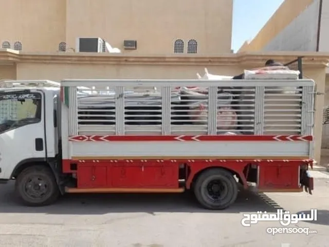 نقل عفش وتخزين الأثاث داخل الرياض مع فك وتركيب المكيفات