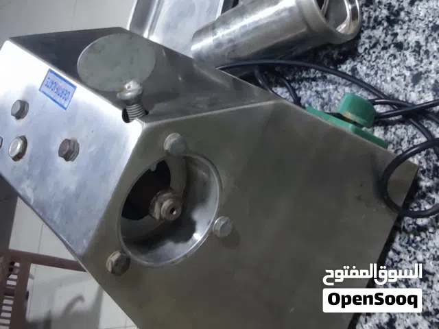 مفرمه كهربائية بحاله الزيرو استعمال شهرين