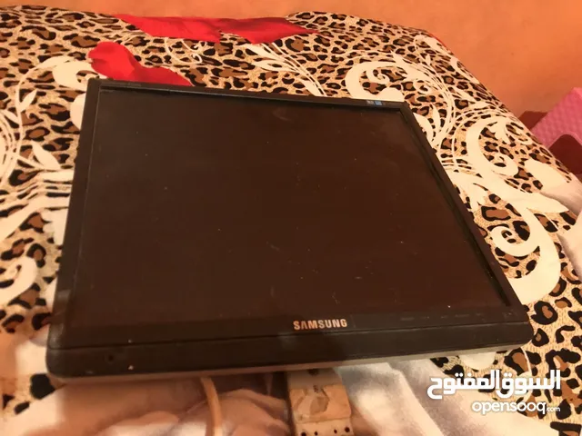 18" Other monitors for sale  in Tripoli