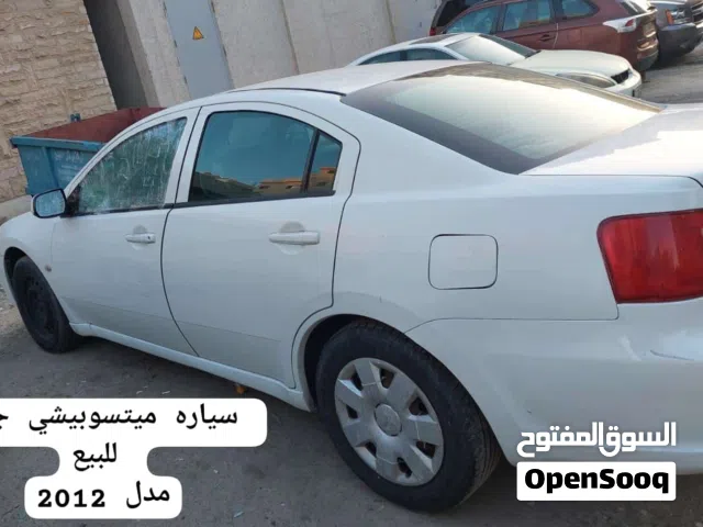 2012 ميتسوبيشي جالنت DL