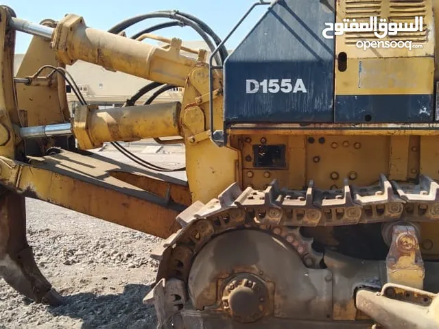دوزر كوماتسو موديل 2009