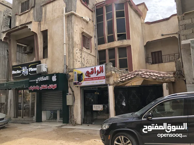 210 m2 More than 6 bedrooms Townhouse for Sale in Tripoli Qasr Bin Ghashir