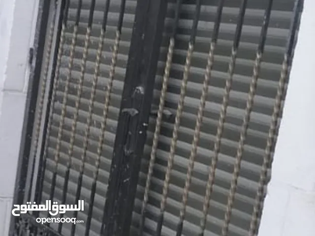 شبك حماية حديد خارجي قياس 200x220 مترين ب مترين بيفتح ع شكل باب مع زرفيل قفل