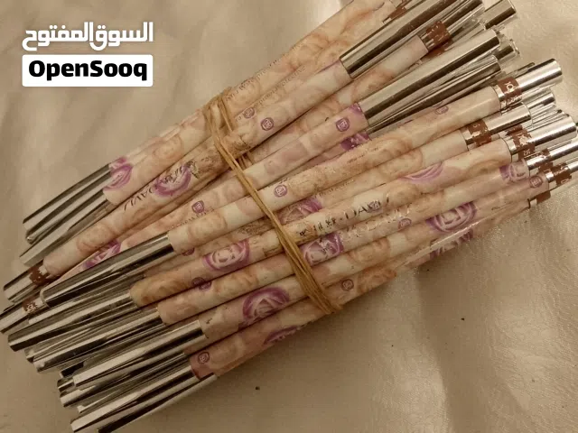 مكياج للبيع