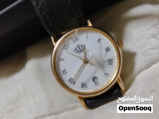 منوعات ومتفرقات للبيع . ساعات + حقائب + مسجل فيتارا للبيع