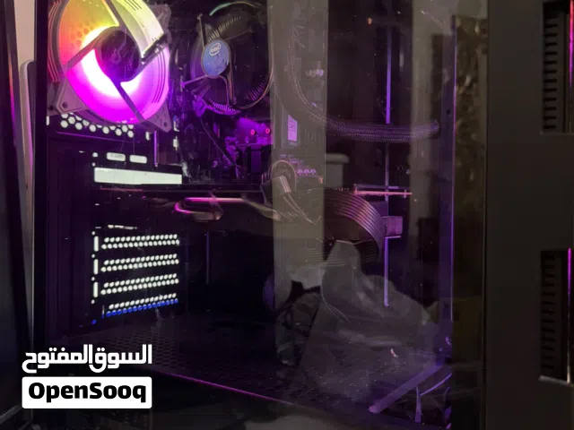 بيع كمبيوتر نظيف جدا ضمان يومين
