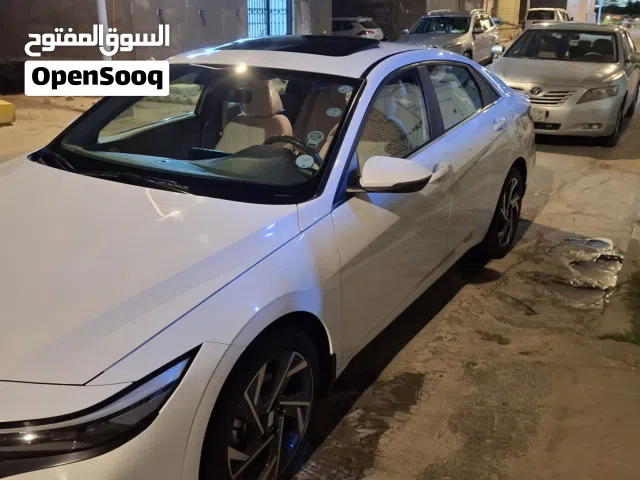 Used Hyundai Elantra in Basra