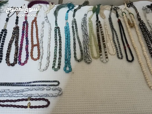 + 30 سبحة اشكال والوان مختلفه قديم على جديد