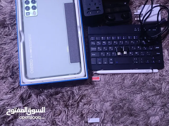هذا الاغراض كامل مع الايباد مع كل شيء ومخفض جدا عليهم عرض وكلهم جديدين غير مستعملين