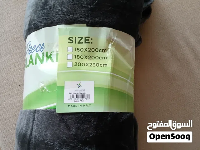 ملف فرش مزوج صيفي وشتوي كابتشينوفرو ومفرد شتوي سكني 3 عدد وغطاء لحاف مفرد قطن100% وغطاء لحاف مزوج