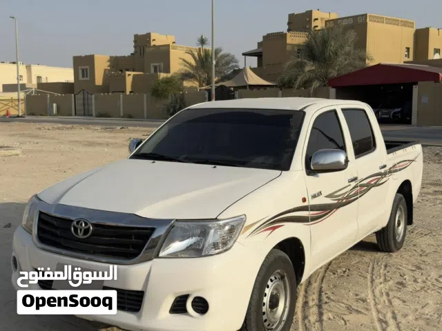 Used Toyota Hilux in Abu Dhabi