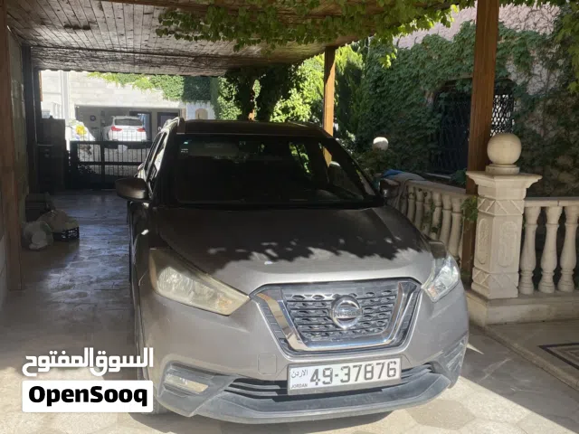2017 Nissan Kicks Standard