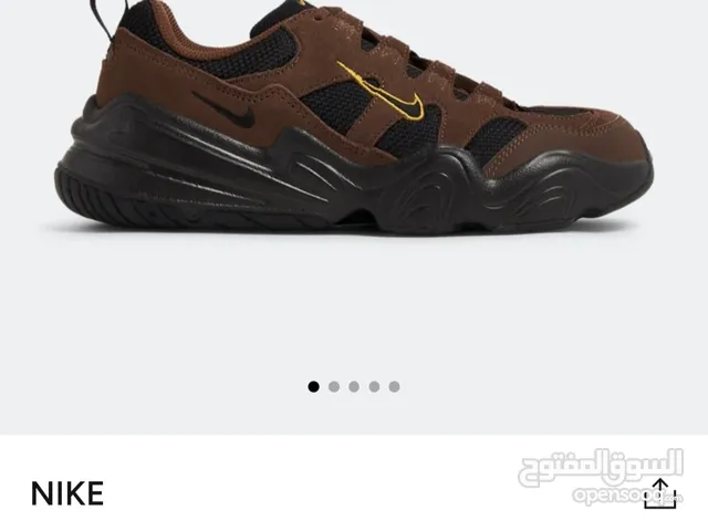 brown Sport Shoes in Doha