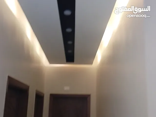 140 m2 5 Bedrooms Apartments for Sale in Al Karak Al-Marj