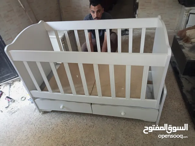 تحت بيبي هزاز