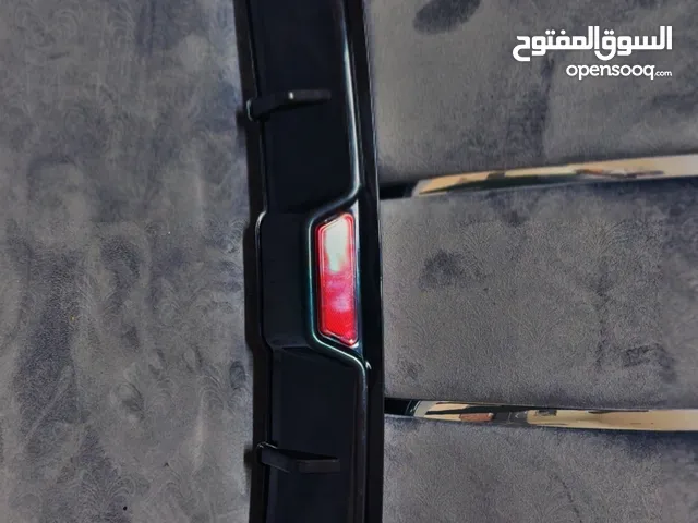 جناح خلفي لسياره اقرا الوصف