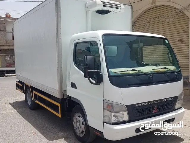 للبيع دينة الملكة ميستبوشي خليجي موديل 2007 مع الثلاجة تبريد ثرموكنج الماني الاصلي المرغوب