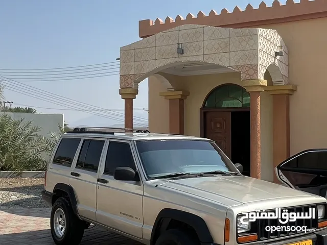 Used Jeep Cherokee in Al Batinah