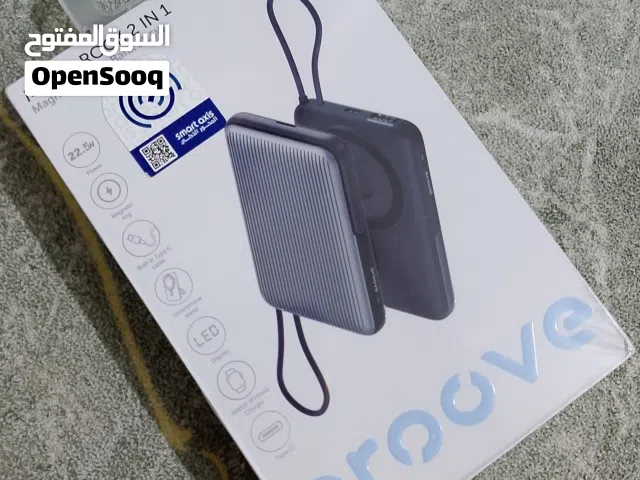 باور بنك المنتج هو بنك طاقة مغناطيسي Proove Moon Rock 2 in 1.  السعة: 10,000 مللي أمبير في الساعة. ا