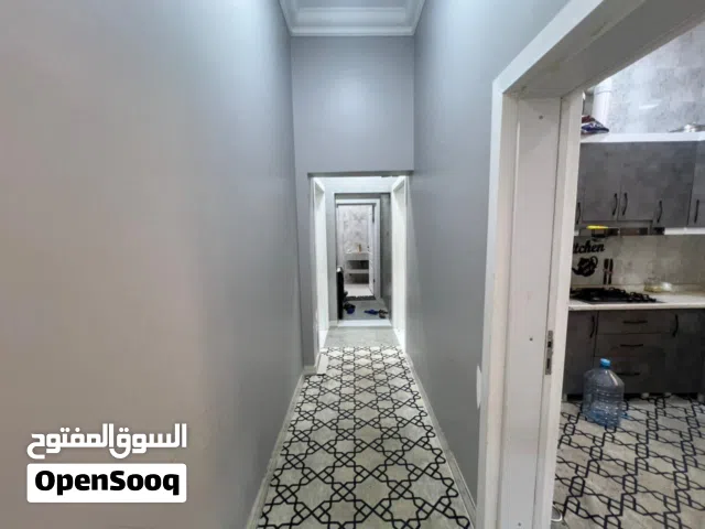 100 m2 2 Bedrooms Apartments for Rent in Basra Other