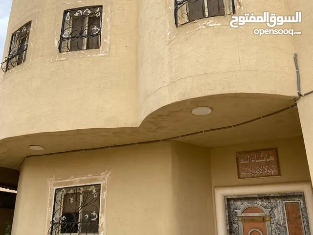 300 m2 More than 6 bedrooms Villa for Rent in Al Riyadh Ar Rabwah
