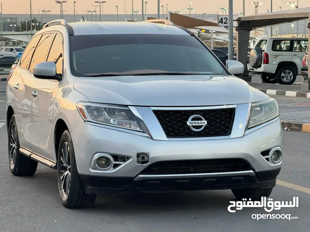 Nissan Pathfinder 2014 in Sharjah