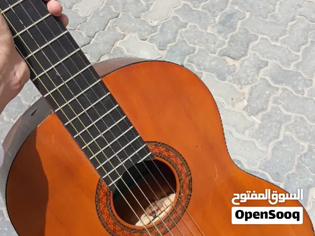 قيتار ياماها اصلي نضيف جدأ Yamaha