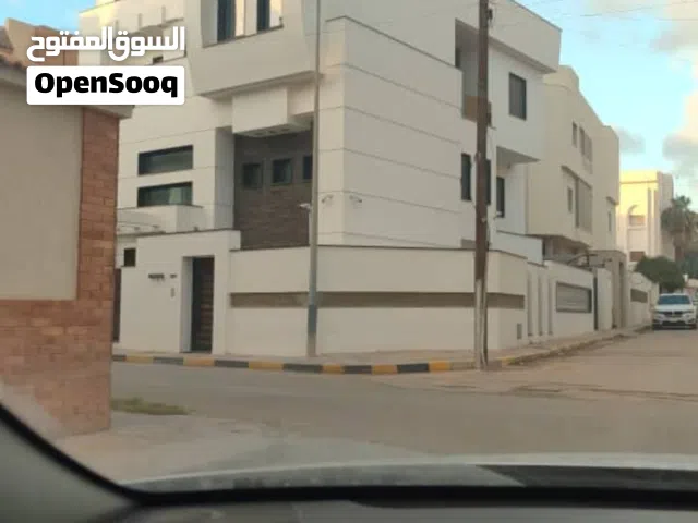 مبني للبيع او الايجار