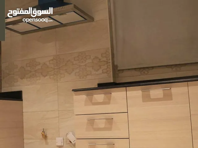 للايجار شقة غرفتين وصالة منطقة المعبيلة
