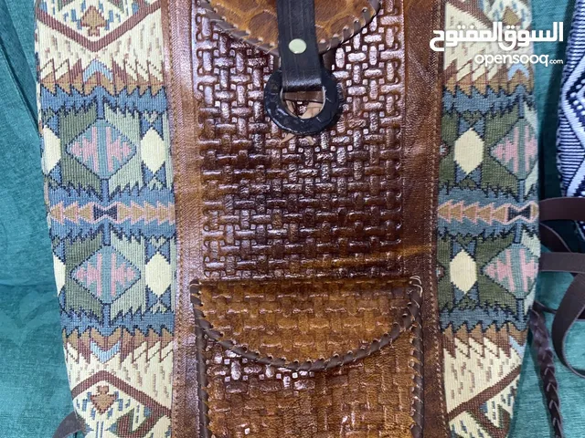 حقائب أخرى نسائية للبيع في المحافظة الجنوبية - شنط نسائية : حقيبة يد نسائية,  ظهر: أفضل سعر
