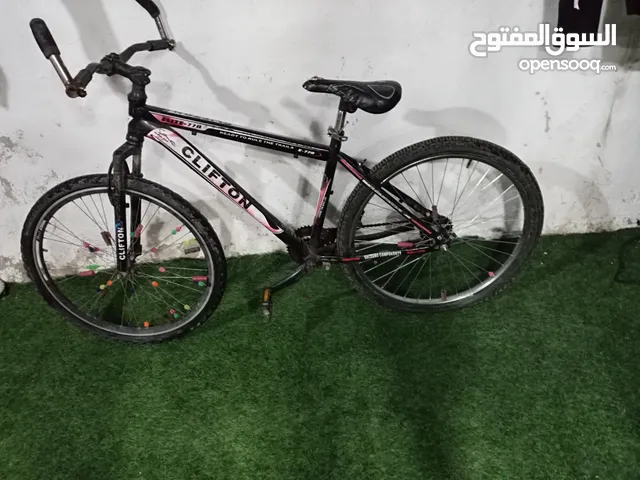 بسكليت جنط 26 بحاله ممتازه مع جنزير فرك