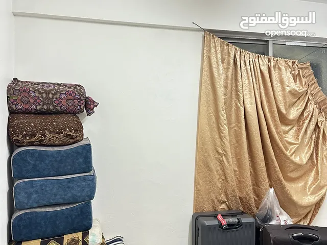 120 m2 4 Bedrooms Townhouse for Sale in Amman Jabal Al Zohor