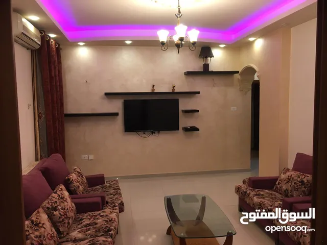 شقة مفروشة للايجار في عمان منطقة. الجبيهة منطقة هادئة ومميزة جدا