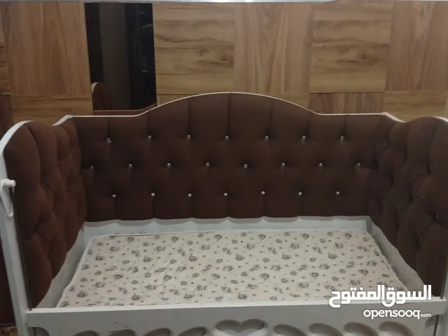سرير اطفال